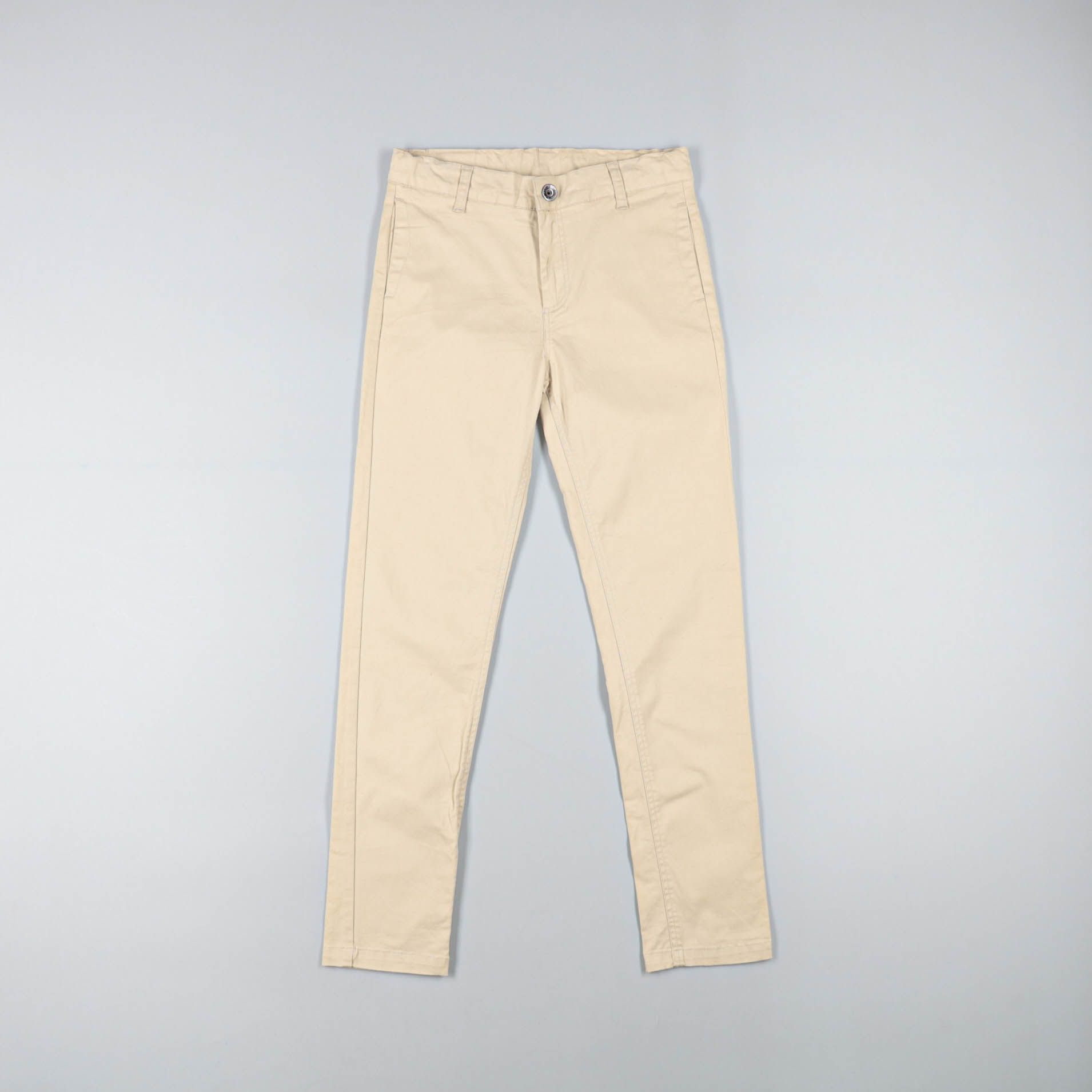 брюки не указано