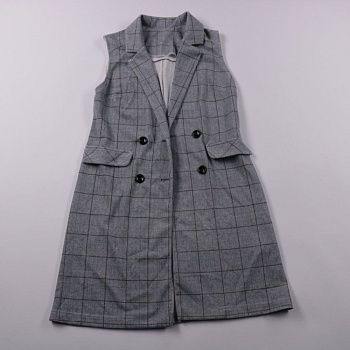 жилет не указано