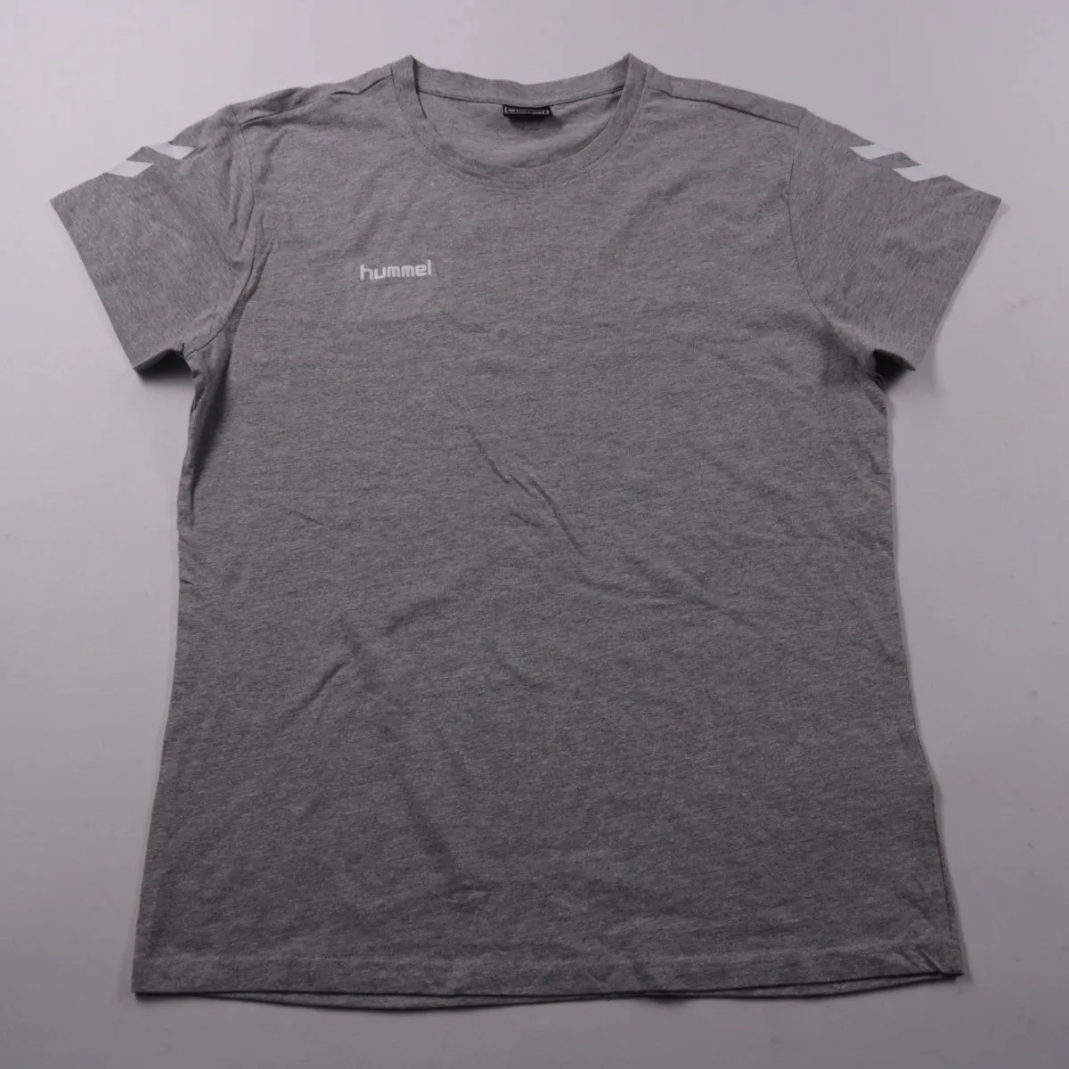 футболка Hummel