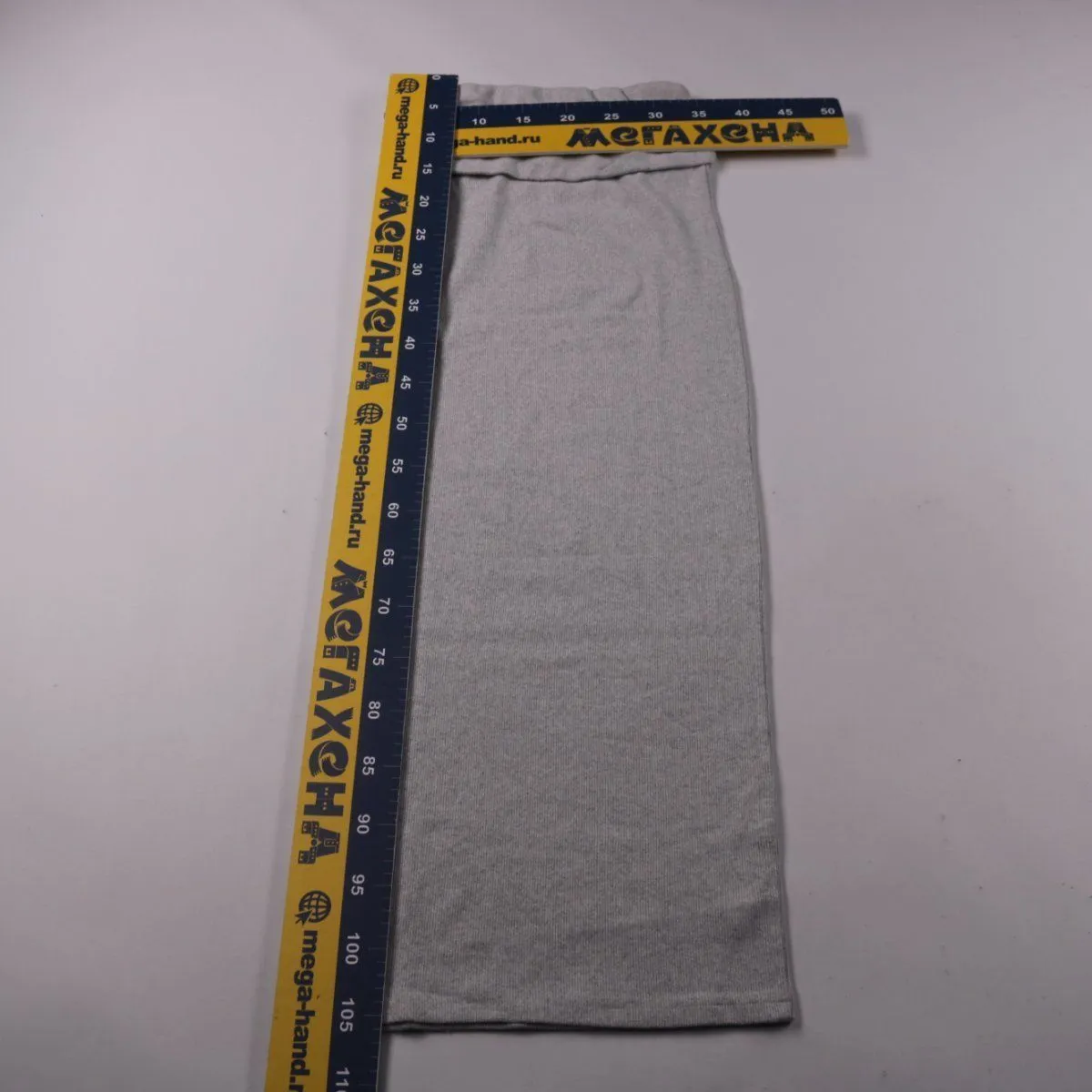 платье PrettyLittleThing